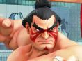 Vídeos e imagens das novas personagens de Street Fighter V